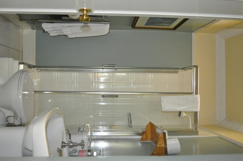 Highfield House Guesthouse Trim Εξωτερικό φωτογραφία